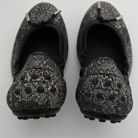 Tod's Metallic Silver Gray Jacquard & Black Leather Ballet Flats - Picture 4 of 6